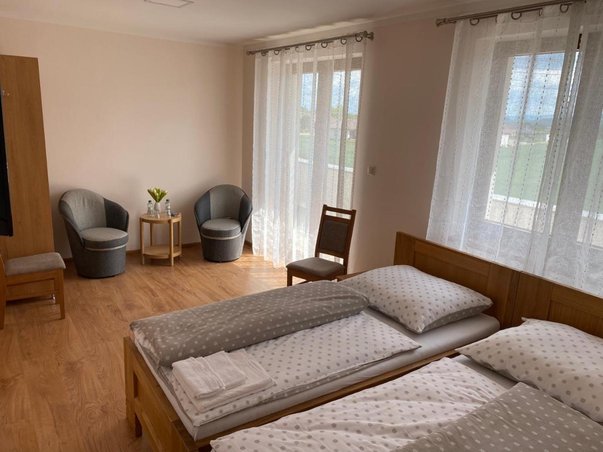 Penzion Pod Tureckom Hotel Trenčianske Bohuslavice Exterior foto